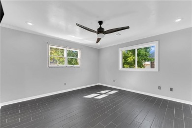 Completely remodeled and move-in ready! Stunning Condo nestled on Pinnacle Country Club in Arkansas - for sale on GolfHomes.com, golf home, golf lot