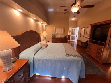 Beautiful TURNKEY FURNISHED 2 Bedroom + Spacious Den Condo in on The Landings Yacht, Golf and Tennis Club in Florida - for sale on GolfHomes.com, golf home, golf lot