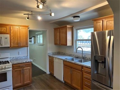 Welcome to Como! The home is with in walkable distance to the on Como Golf Course in Minnesota - for sale on GolfHomes.com, golf home, golf lot