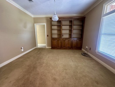 Welcome to this beautifully laid-out 2-bedroom, 2-bathroom home on Colonial Country Club Deerfield in Mississippi - for sale on GolfHomes.com, golf home, golf lot