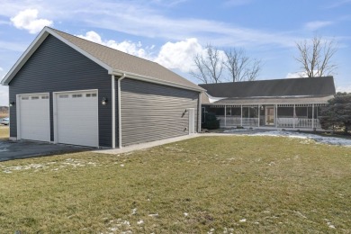 What a find!!  Don't miss out on this 3-bed, 2-bath ranch home on Summertree Golf Club in Indiana - for sale on GolfHomes.com, golf home, golf lot