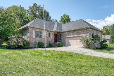 Live the Fairfield Glade Lifestyle! This 3 bedrooom 2 bathroom on Heatherhurst Golf Course in Tennessee - for sale on GolfHomes.com, golf home, golf lot