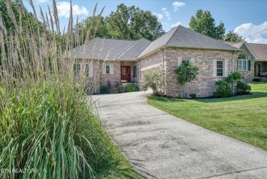 Live the Fairfield Glade Lifestyle! This 3 bedrooom 2 bathroom on Heatherhurst Golf Course in Tennessee - for sale on GolfHomes.com, golf home, golf lot