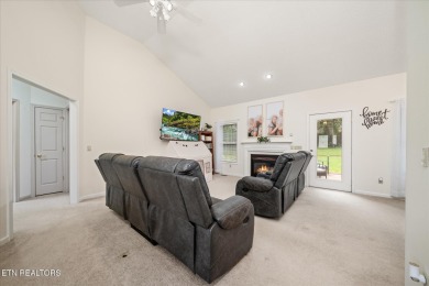 Live the Fairfield Glade Lifestyle! This 3 bedrooom 2 bathroom on Heatherhurst Golf Course in Tennessee - for sale on GolfHomes.com, golf home, golf lot