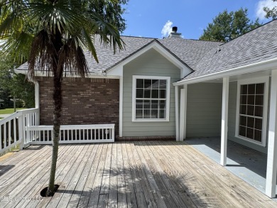 Spacious 3-Bedroom Home in Prime Diamondhead Location - Move-In on Diamondhead Country Club in Mississippi - for sale on GolfHomes.com, golf home, golf lot