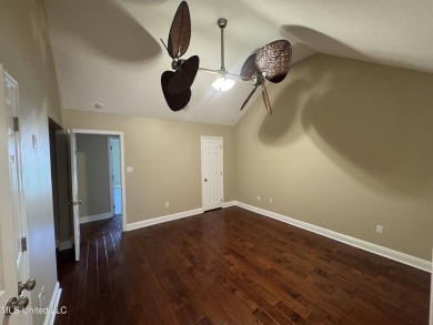 Spacious 3-Bedroom Home in Prime Diamondhead Location - Move-In on Diamondhead Country Club in Mississippi - for sale on GolfHomes.com, golf home, golf lot