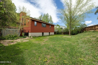 Rare opportunity in Eagle Vail! This 3-bedroom + den on Eagle Vail Golf Course in Colorado - for sale on GolfHomes.com, golf home, golf lot