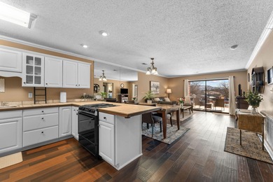 POOL LEVEL--Beautifully appointed, turn key condo located in the on Pointe Royale Village Country Club in Missouri - for sale on GolfHomes.com, golf home, golf lot