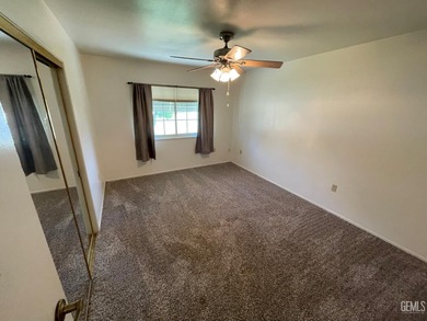 Beautiful 3 bedroom home on Sundale Golf Course. Kern City on Sundale Country Club in California - for sale on GolfHomes.com, golf home, golf lot