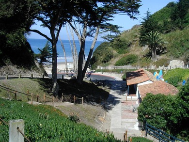 Villa Serena: Your Private Sanctuary in Prestigious Hope Ranch on Hidden Oaks Golf Course in California - for sale on GolfHomes.com, golf home, golf lot