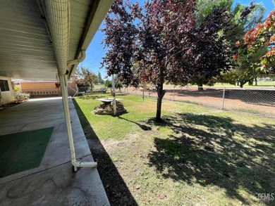Beautiful 3 bedroom home on Sundale Golf Course. Kern City on Sundale Country Club in California - for sale on GolfHomes.com, golf home, golf lot