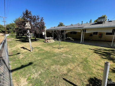 Beautiful 3 bedroom home on Sundale Golf Course. Kern City on Sundale Country Club in California - for sale on GolfHomes.com, golf home, golf lot