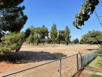 Beautiful 3 bedroom home on Sundale Golf Course. Kern City on Sundale Country Club in California - for sale on GolfHomes.com, golf home, golf lot