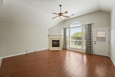 Welcome to this charming 4 bed, 2 bath home in the heart of on Oakmont Country Club in Texas - for sale on GolfHomes.com, golf home, golf lot