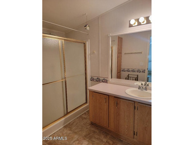 REDUCED! This home is a nice 3 bedroom home with a split on 3 Parks Fairways in Arizona - for sale on GolfHomes.com, golf home, golf lot