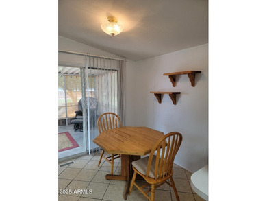 REDUCED! This home is a nice 3 bedroom home with a split on 3 Parks Fairways in Arizona - for sale on GolfHomes.com, golf home, golf lot