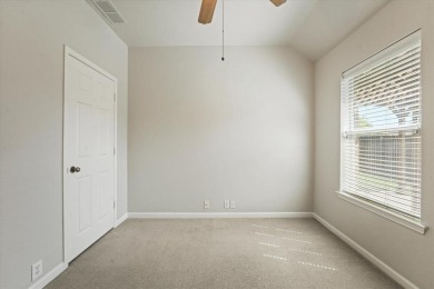 Welcome to this charming 4 bed, 2 bath home in the heart of on Oakmont Country Club in Texas - for sale on GolfHomes.com, golf home, golf lot