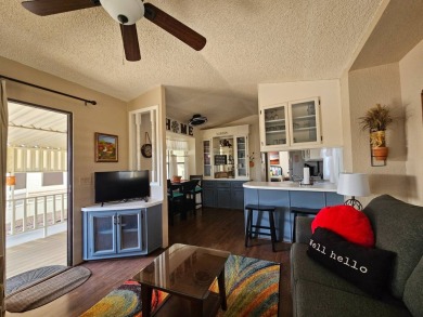 Welcome to a charming cottage-style home featuring 1 bedroom and on Viewpoint Golf Resort in Arizona - for sale on GolfHomes.com, golf home, golf lot