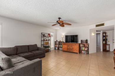 Newly listed larger end unit in Sun City West! Discover the on Stardust Golf Course in Arizona - for sale on GolfHomes.com, golf home, golf lot