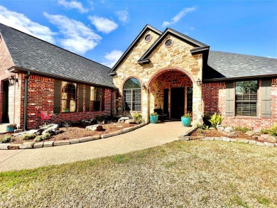 Beautiful Home in the area of Cedar Creek Country Club.
This on Cedar Creek Country Club in Texas - for sale on GolfHomes.com, golf home, golf lot
