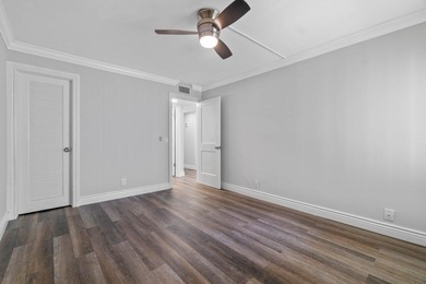 This recently renovated 2 bedroom, 2 bathroom first floor condo on Kings Point Golf -Flanders Way in Florida - for sale on GolfHomes.com, golf home, golf lot