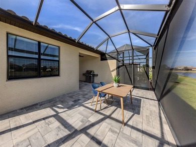 Waterview villa in Gran Paradiso offering resort amenities and on Plantation Golf and Country Club in Florida - for sale on GolfHomes.com, golf home, golf lot