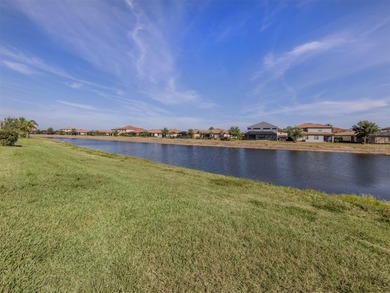 Waterview villa in Gran Paradiso offering resort amenities and on Plantation Golf and Country Club in Florida - for sale on GolfHomes.com, golf home, golf lot