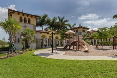 Waterview villa in Gran Paradiso offering resort amenities and on Plantation Golf and Country Club in Florida - for sale on GolfHomes.com, golf home, golf lot