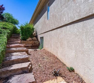 If you are looking for a property with views, this is it! Views on St. George Golf Course in Utah - for sale on GolfHomes.com, golf home, golf lot