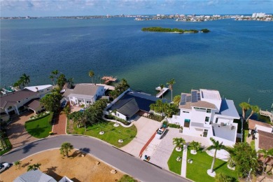 Completely renovated in the last 18 months, this stunning on Pasadena Yacht and Country Club in Florida - for sale on GolfHomes.com, golf home, golf lot