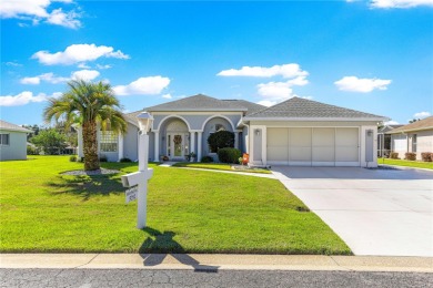 *** SPECTACULAR HOME *** A 3 Bedroom / 2 Bath home on the Golf on Ocala Palms Golf and Country Club in Florida - for sale on GolfHomes.com, golf home, golf lot