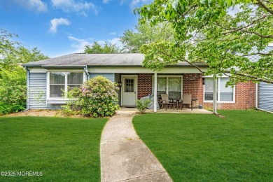 This beautifully maintained Oxford model has been converted to on Leisure Village West Assoc. in New Jersey - for sale on GolfHomes.com, golf home, golf lot