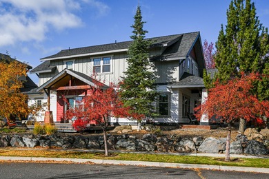 Beginning with its standout features, this exceptional property on Rivers Edge Golf Resort in Oregon - for sale on GolfHomes.com, golf home, golf lot
