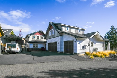 Beginning with its standout features, this exceptional property on Rivers Edge Golf Resort in Oregon - for sale on GolfHomes.com, golf home, golf lot