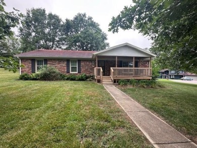 Don't miss a chance to get this house.  This mature neighborhood on Longview Golf Club in Kentucky - for sale on GolfHomes.com, golf home, golf lot