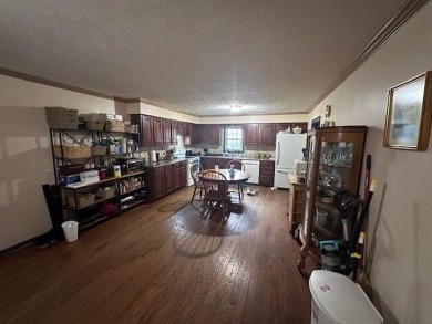 Don't miss a chance to get this house.  This mature neighborhood on Longview Golf Club in Kentucky - for sale on GolfHomes.com, golf home, golf lot