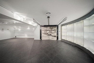 Custom-built in 2002 by Rick Standard on one of Hallbrook's most on Hallbrook Golf Club in Kansas - for sale on GolfHomes.com, golf home, golf lot