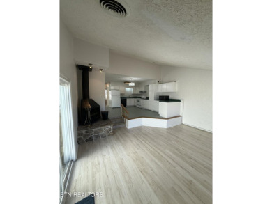 Charming 1,762 Sq. Ft. Condo in Lake Tansi Resort - Prime on Lake Tansi Village Country Club in Tennessee - for sale on GolfHomes.com, golf home, golf lot
