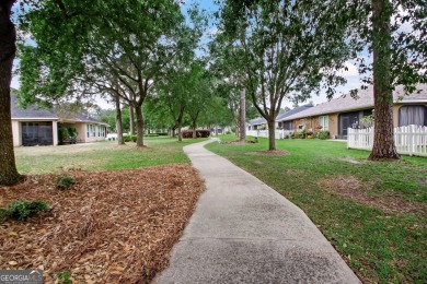 DON'T MISS YOUR CHANCE TO OWN THIS LOVELY MOVE IN READY THREE on Laurel Island Links in Georgia - for sale on GolfHomes.com, golf home, golf lot