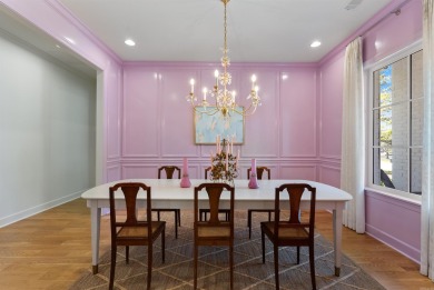 Stunning 2020-built home in Pleasant Valley offering timeless on Pleasant Valley Country Club in Arkansas - for sale on GolfHomes.com, golf home, golf lot