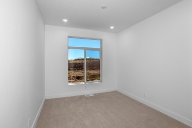 LIMITED-TIME OFFER - Take advantage of a $15,000 buyer incentive on Sunbrook Golf Course in Utah - for sale on GolfHomes.com, golf home, golf lot