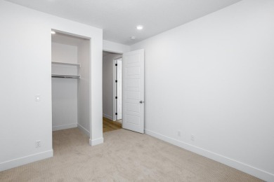 LIMITED-TIME OFFER - Take advantage of a $15,000 buyer incentive on Sunbrook Golf Course in Utah - for sale on GolfHomes.com, golf home, golf lot