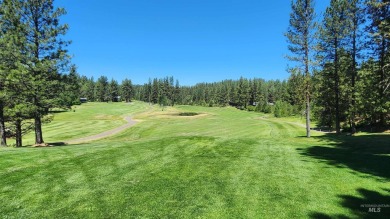 Affordable building lot in the coveted Meadow Creek Subdivision on Meadowcreek Golf Resort in Idaho - for sale on GolfHomes.com, golf home, golf lot