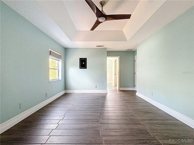 Welcome to 11 Maiden Bush Court E. in Homosassa, a beautifully on Sugarmill Woods Golf and Country Club in Florida - for sale on GolfHomes.com, golf home, golf lot