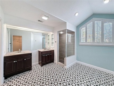 Welcome to 11 Maiden Bush Court E. in Homosassa, a beautifully on Sugarmill Woods Golf and Country Club in Florida - for sale on GolfHomes.com, golf home, golf lot