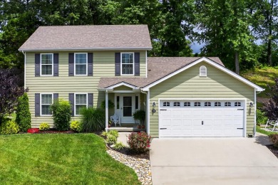 Elegant 4 bedroom, 2 1/2 bath, 1 1/2 story, 2 car garage, with a on Berea Country Club in Kentucky - for sale on GolfHomes.com, golf home, golf lot