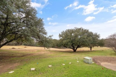 FRESH PAINT WITH NEW UPDATES!!  Rare Find in PECAN PLANTATION on Pecan Plantation Country Club in Texas - for sale on GolfHomes.com, golf home, golf lot