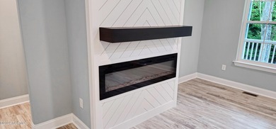 RECENTLY UPDATED!! FEATURING: ***ELEGANT WAINSCOTING IN THE on Lockwood Folly Country Club in North Carolina - for sale on GolfHomes.com, golf home, golf lot