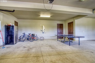 Beautiful custom home on double lot in Brasada Ranch. Mountain on Brasada Canyons Golf Course in Oregon - for sale on GolfHomes.com, golf home, golf lot