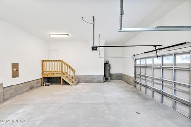 RECENTLY UPDATED!! FEATURING: ***ELEGANT WAINSCOTING IN THE on Lockwood Folly Country Club in North Carolina - for sale on GolfHomes.com, golf home, golf lot